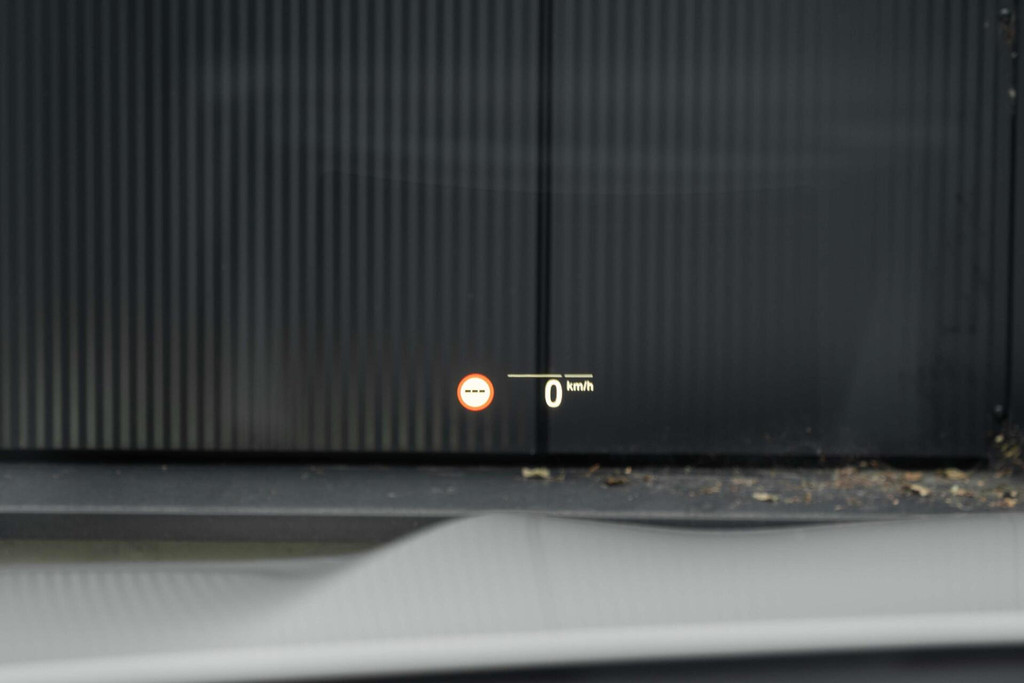 54816441-38.jpg